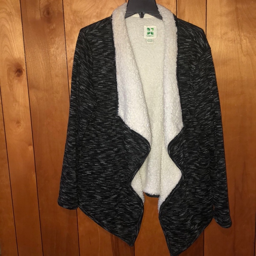 Shawl sweater cardigan w/o buttons